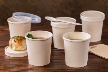 Paper soup containers from suistainable and organic material