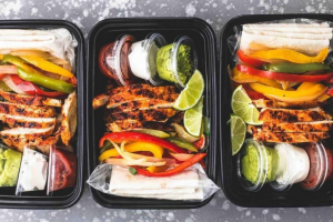 Reusable Food Packaging: An Eco-Friendly Solution for Restaurants and Delivery